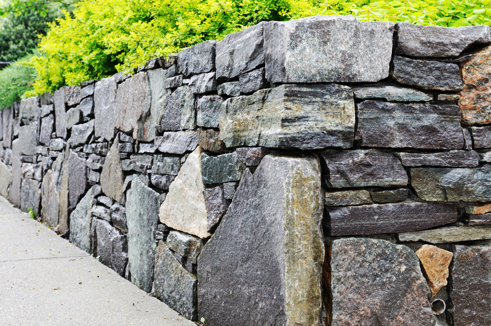What Best Rocks Use Retaining Walls