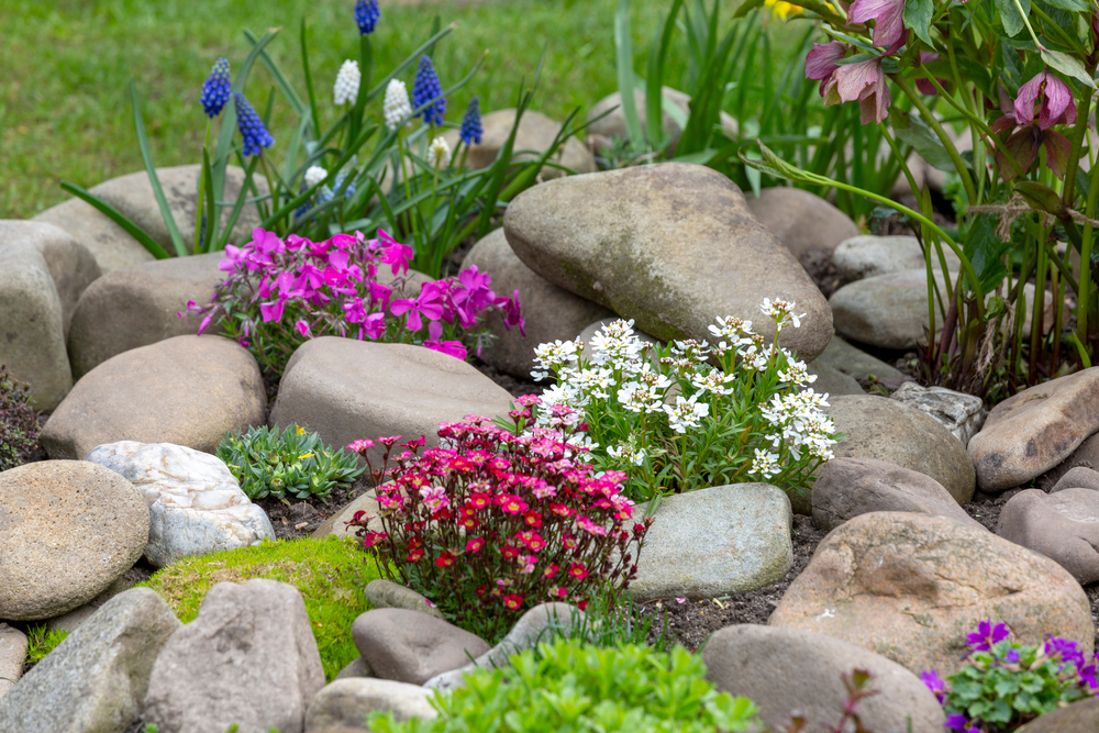 Low Maintenance Garden With Landscaping Rocks