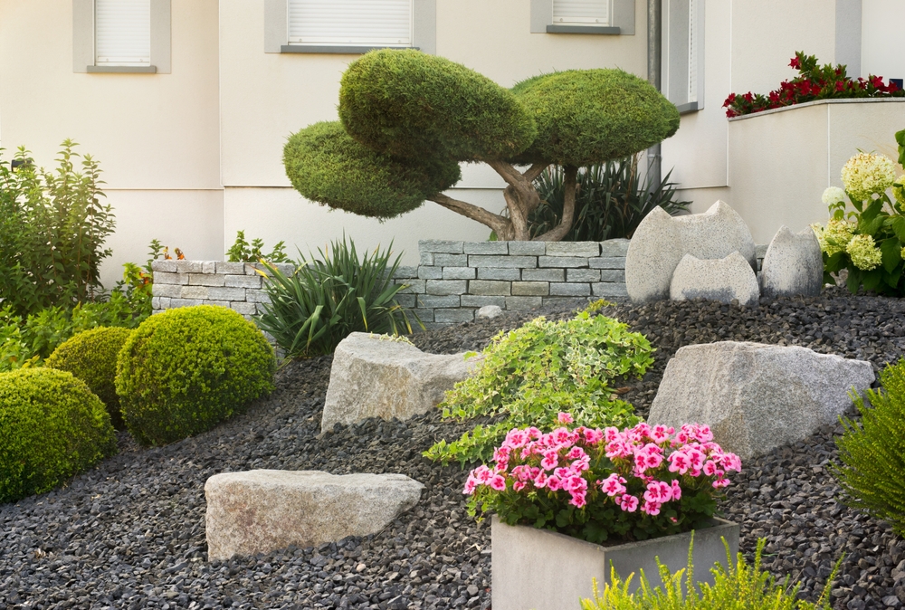 Incorporating Natural Rocks in Landscaping